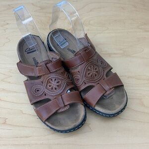Clarks Collection Boho Soft Cushion Leather Slip On Sandals Slides Size 7.5